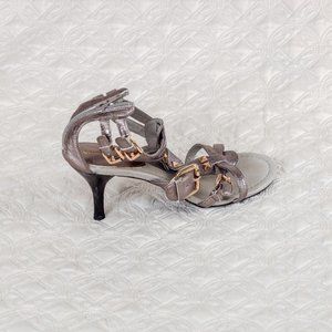 NWOT Vianni Collection leather sexy buckle shoe - 10 /40